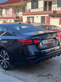 نيسان ألتيما